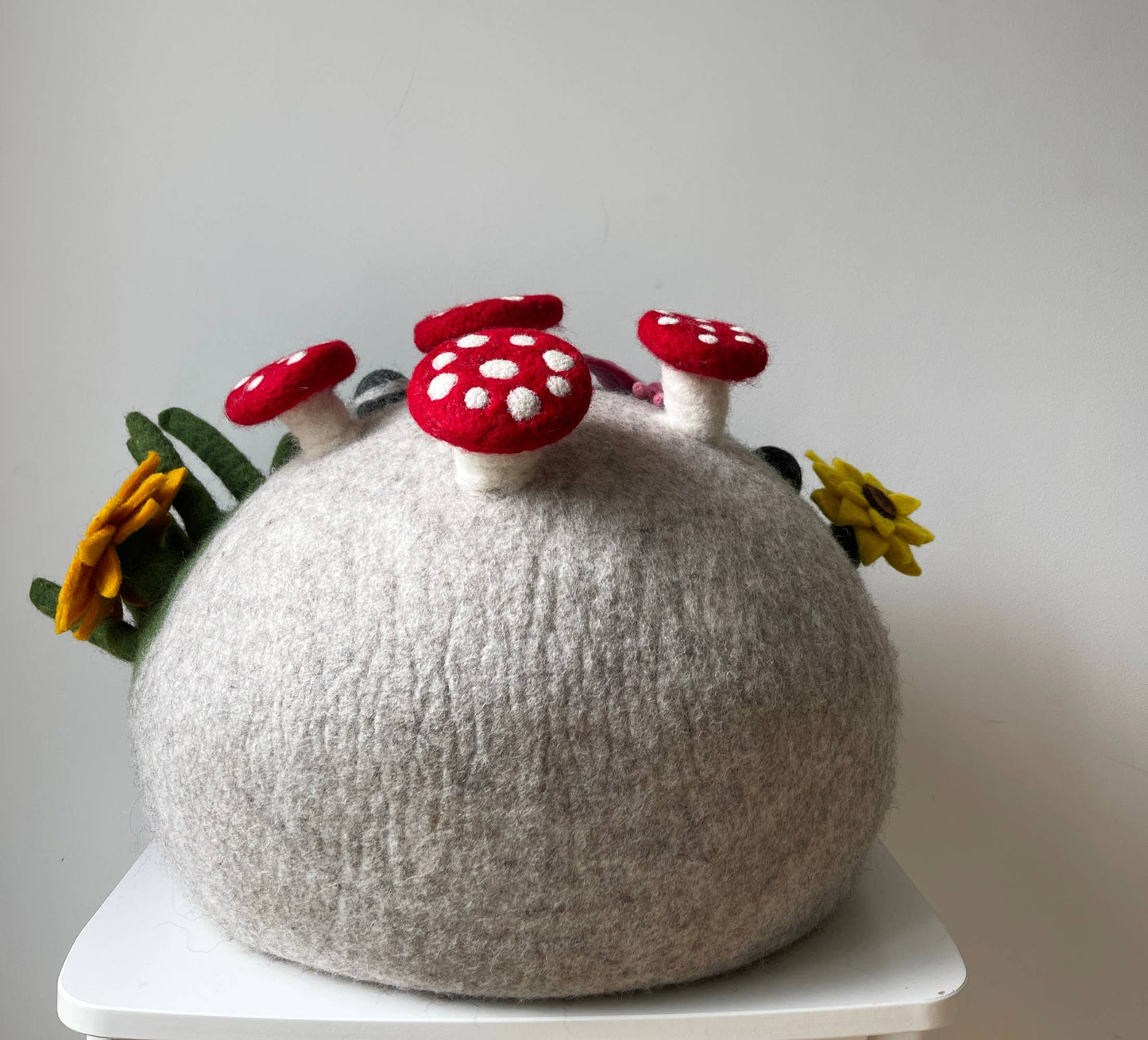 Pet Cave Home Garden, 100% Wool, Wet Felted, Handmade