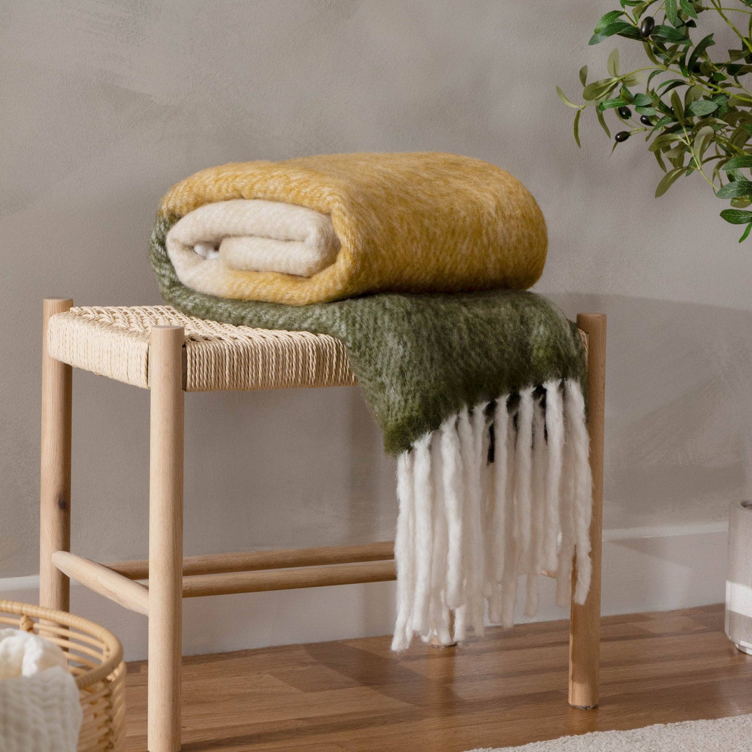 Blanket and Throws