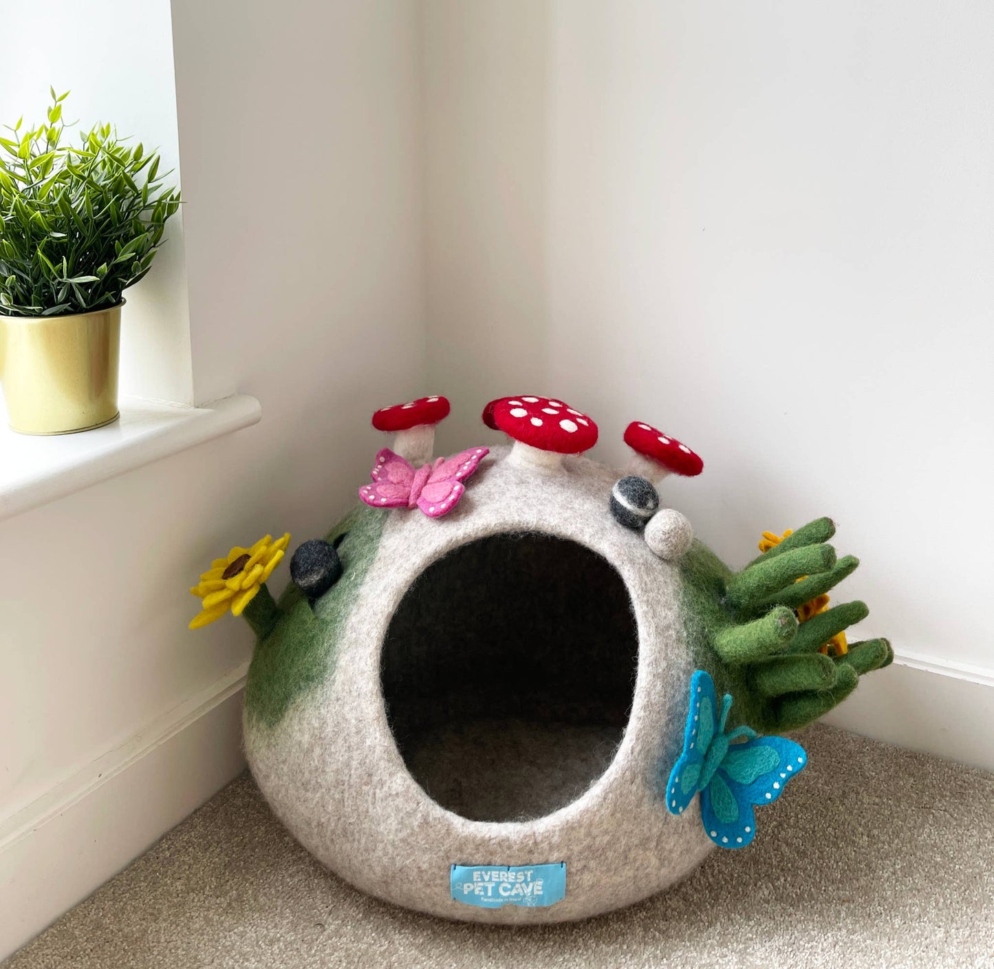 Pet Cave Home Garden, 100% Wool, Wet Felted, Handmade