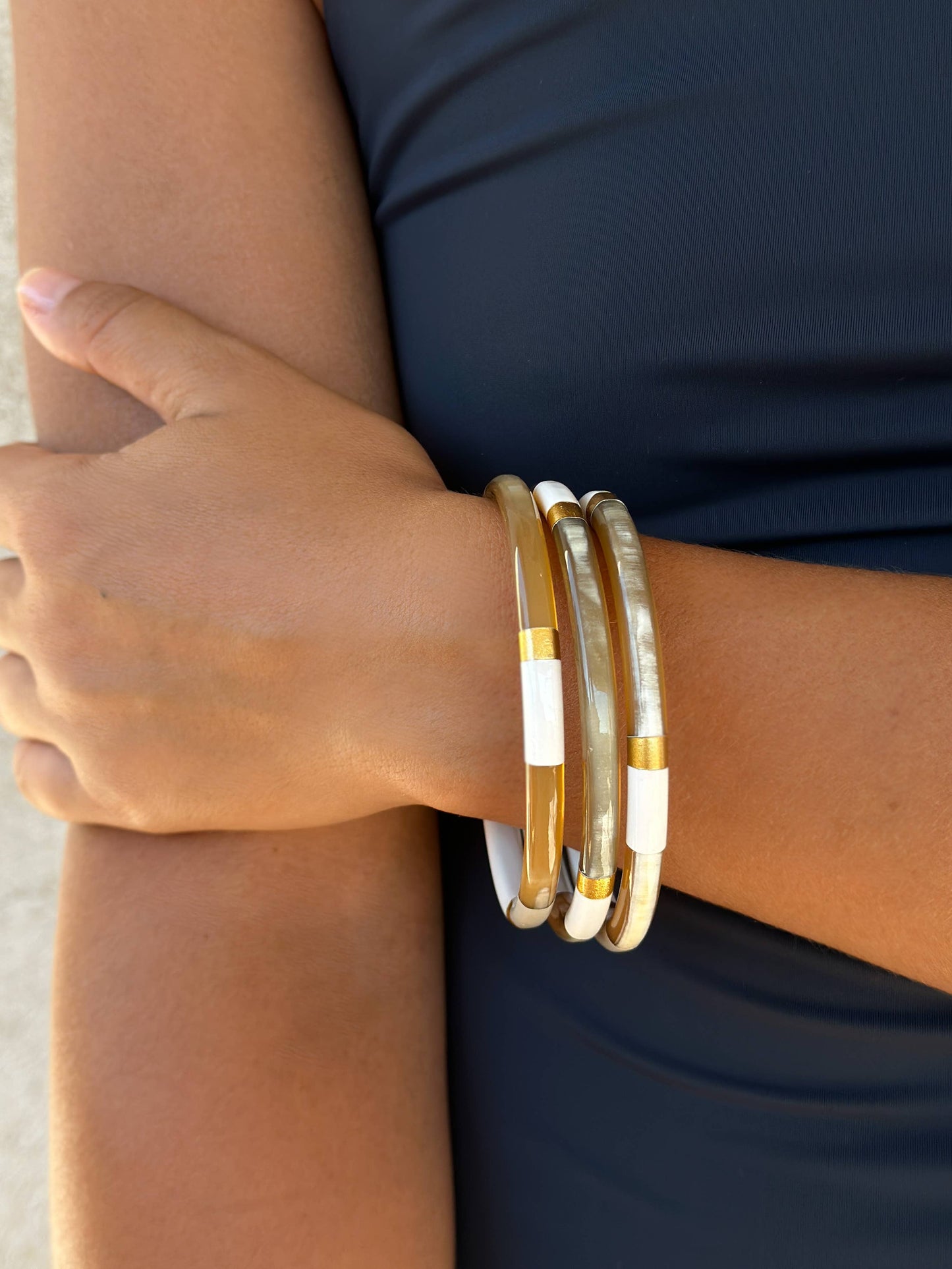 White gold grey/taupe lacquered buffalo horn bangle