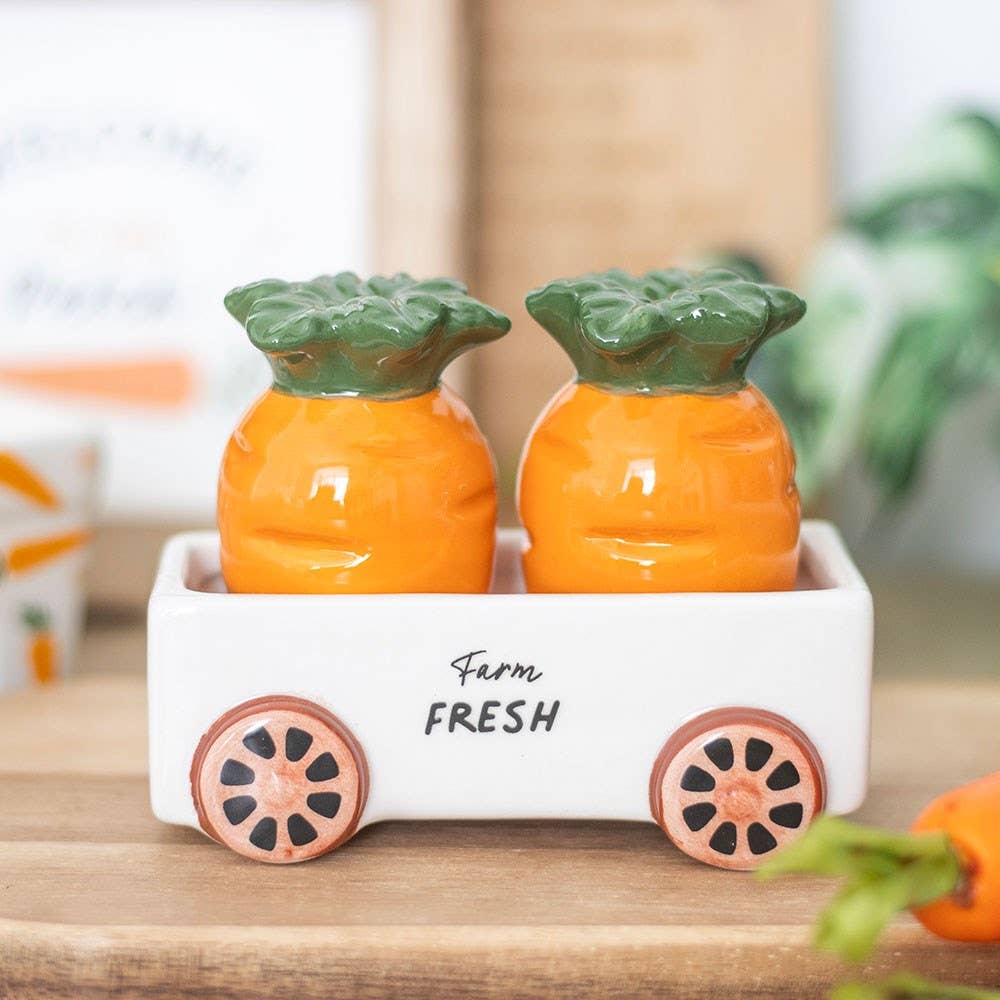 Carrot Patch Salt and Pepper Shakers in Wagon