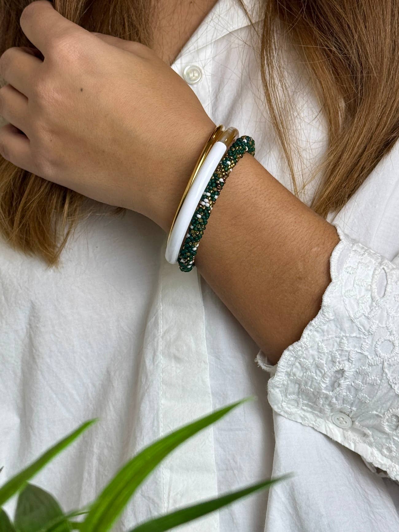 White buffalo horn lacquered bangle