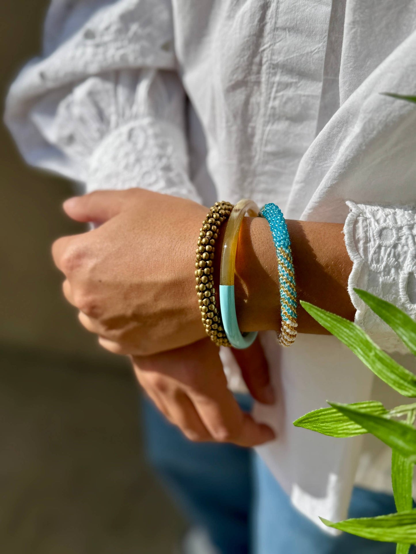 Sky blue lacquered buffalo horn bangle