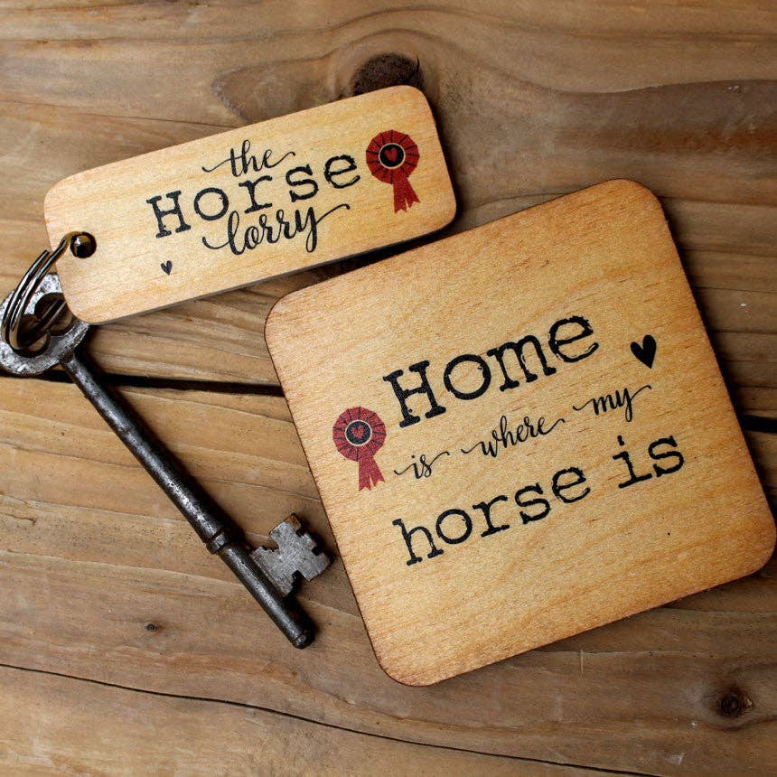 The Horse Lorry - Horse Rustic Wooden Keyring