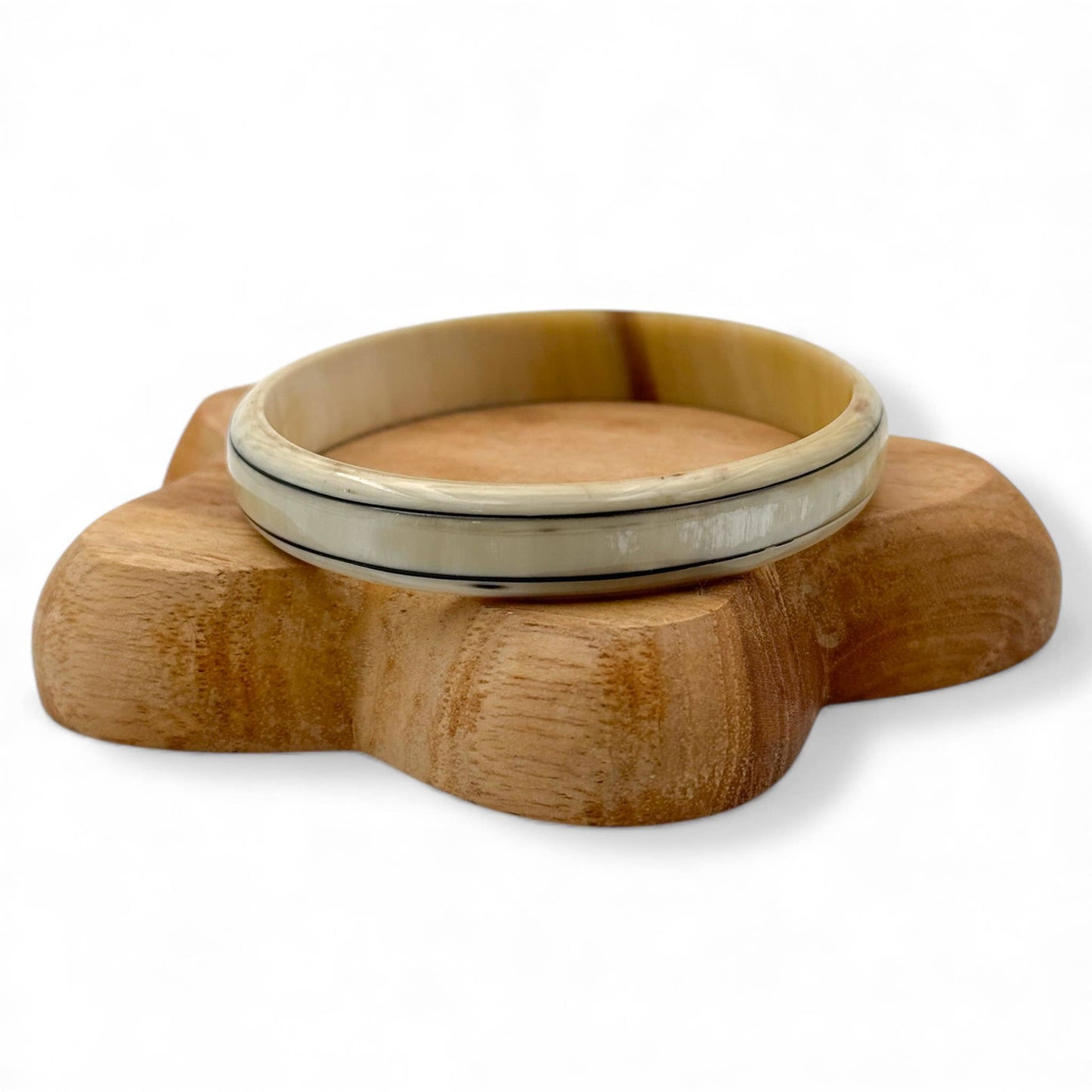 Natural buffalo horn & black bangle 1cm C75
